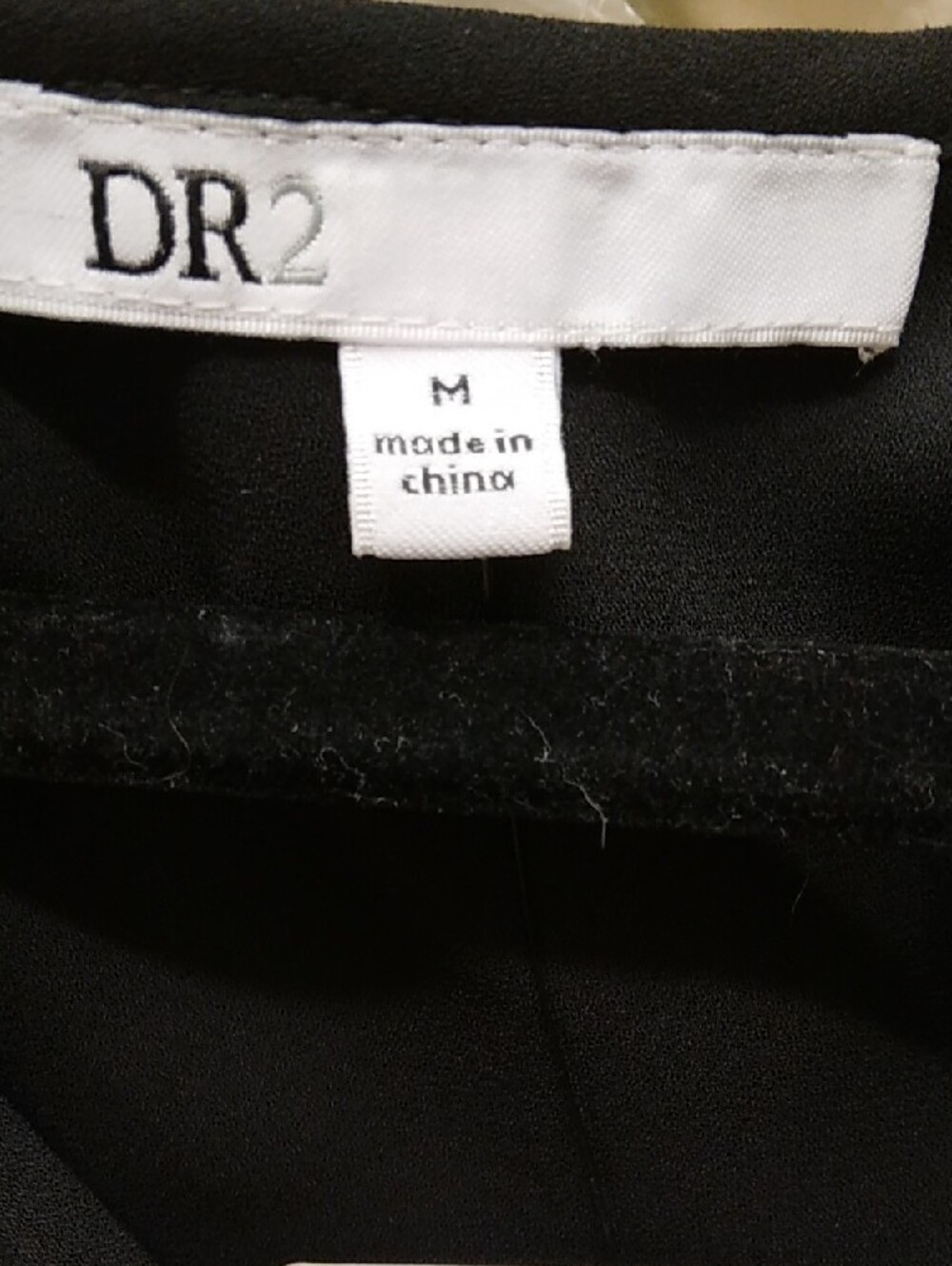 DR2 Women's Black Short-Sleeve V-Neck Blouse - Picture 4 of 5